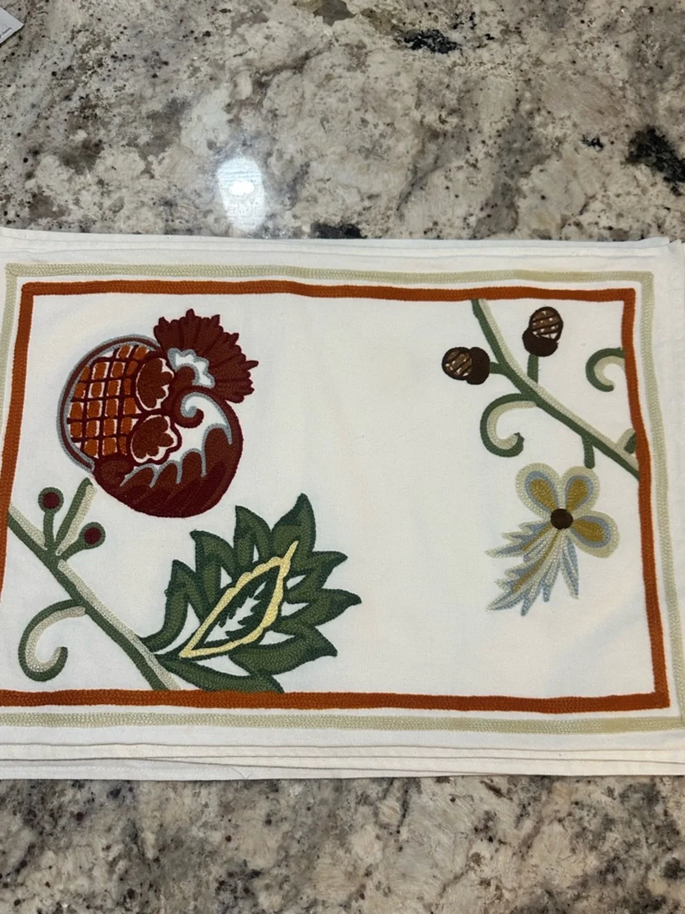 Williams Sonoma Crewel Embroidery Set of 4 Placemats Cotton Cream Pomegranate